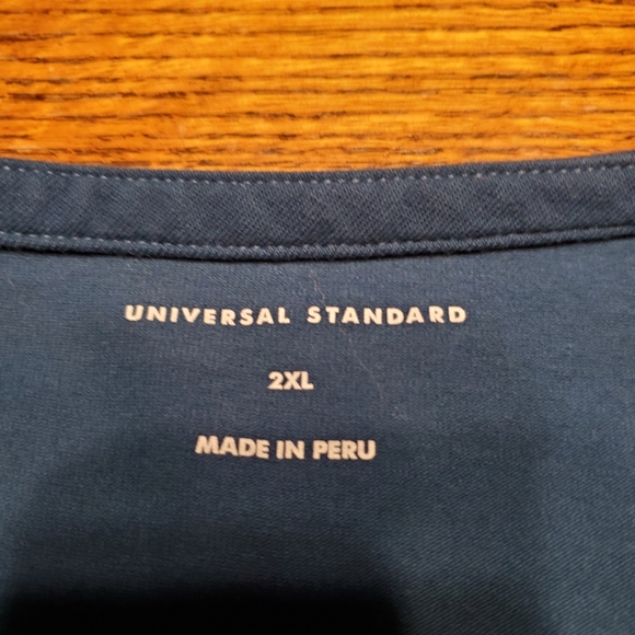 Universal Standard Halie t-shirt dress marine blue - Picture 5 of 9